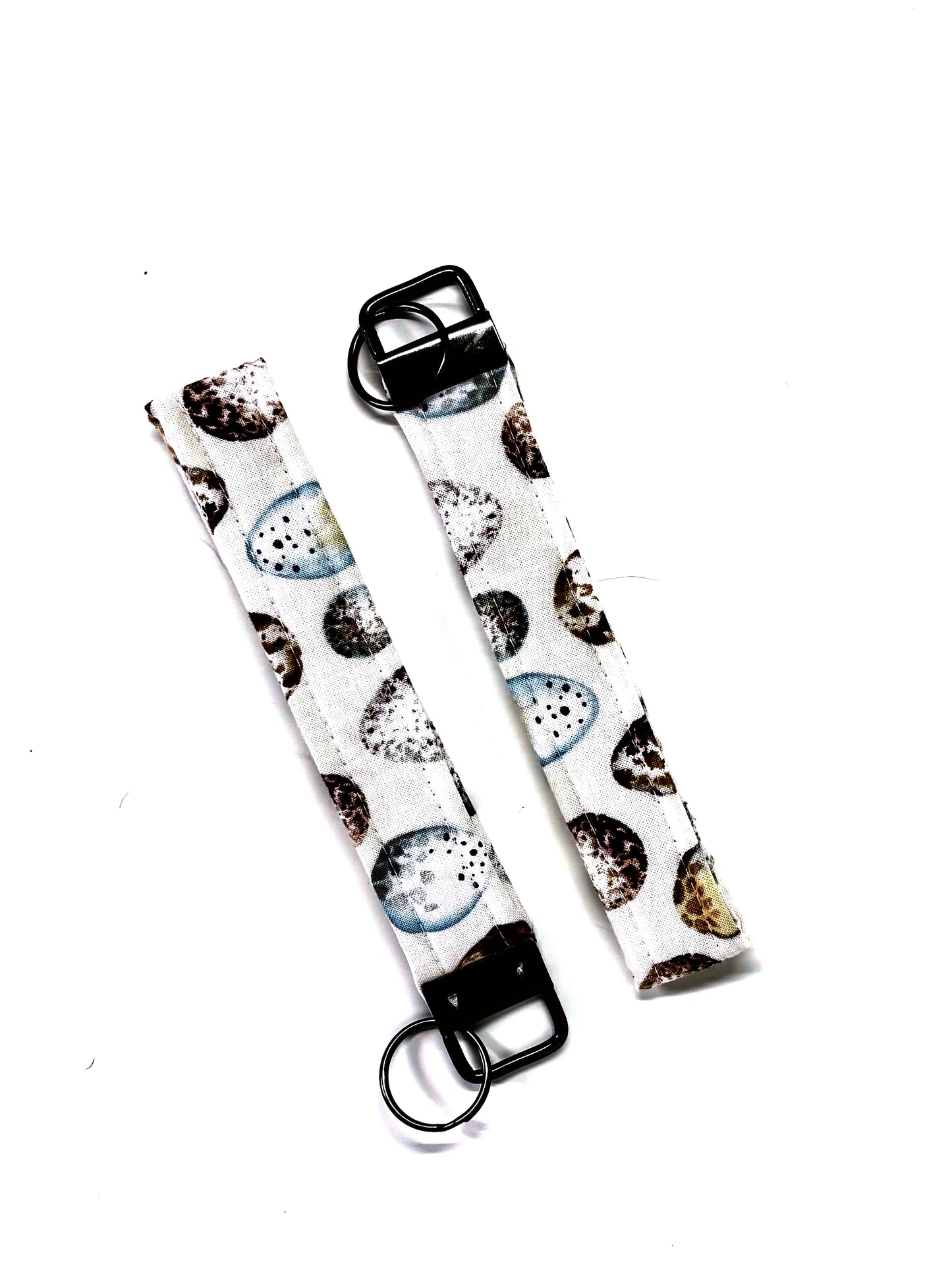 Wristlet keychains