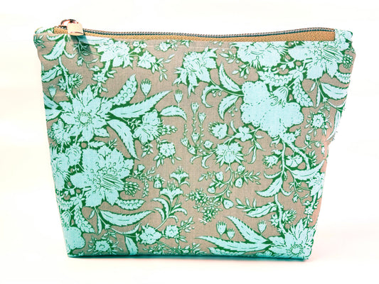 Mini box bottom pouches