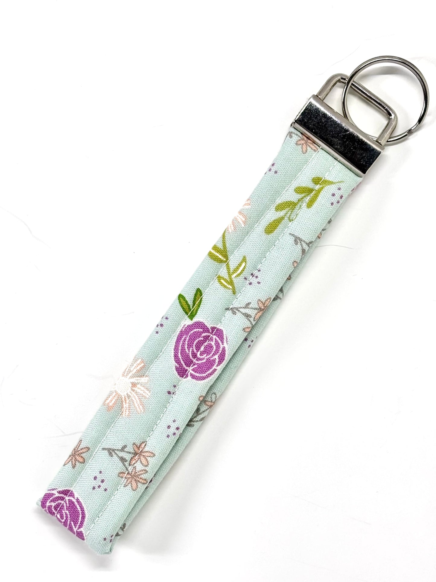 Wristlet keychains