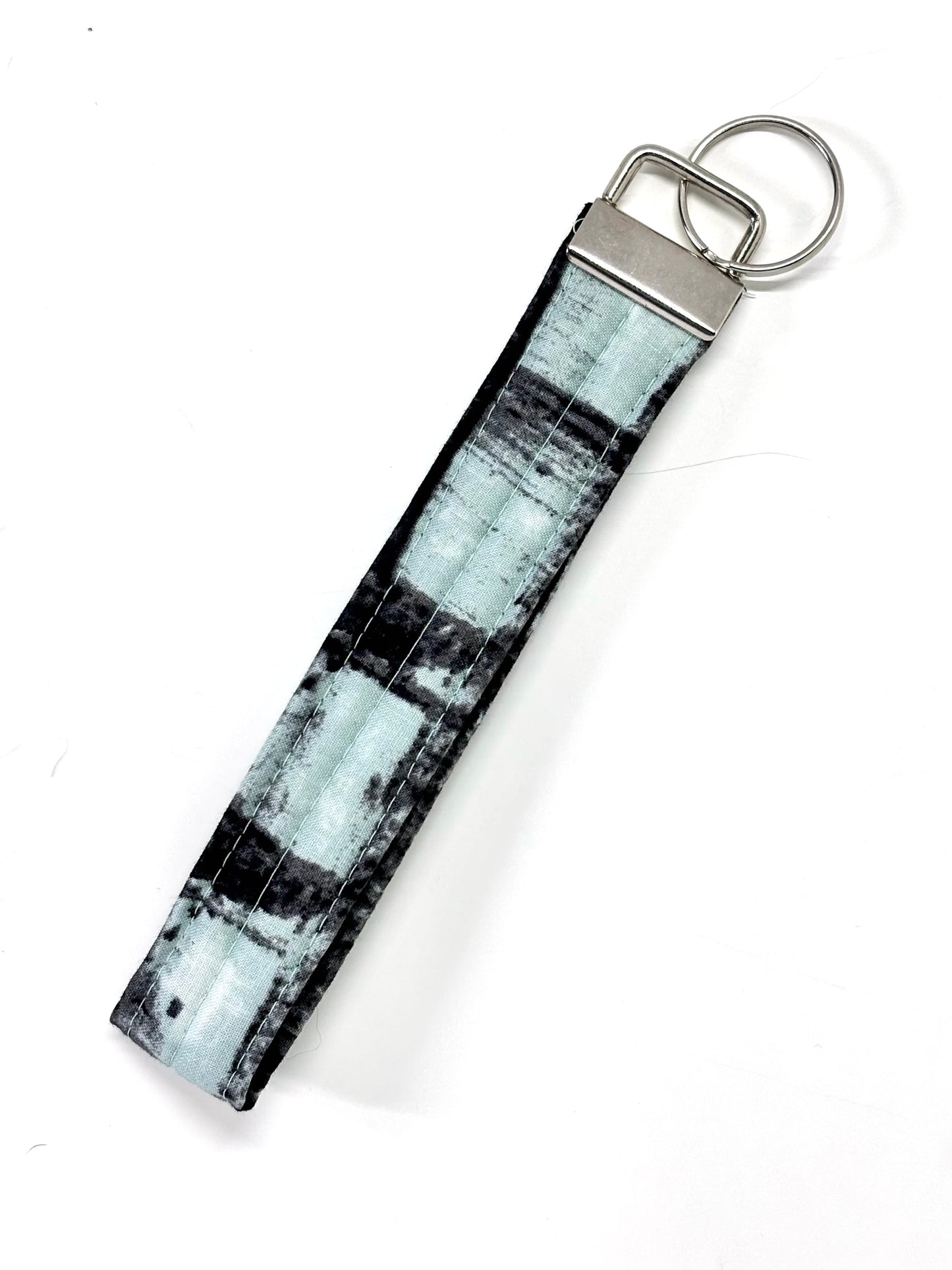 Wristlet keychains