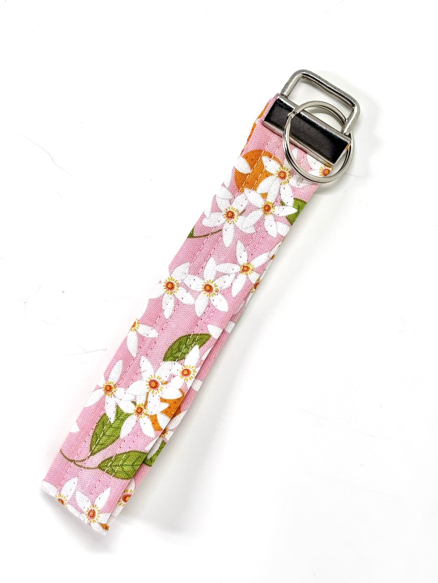 Wristlet keychains