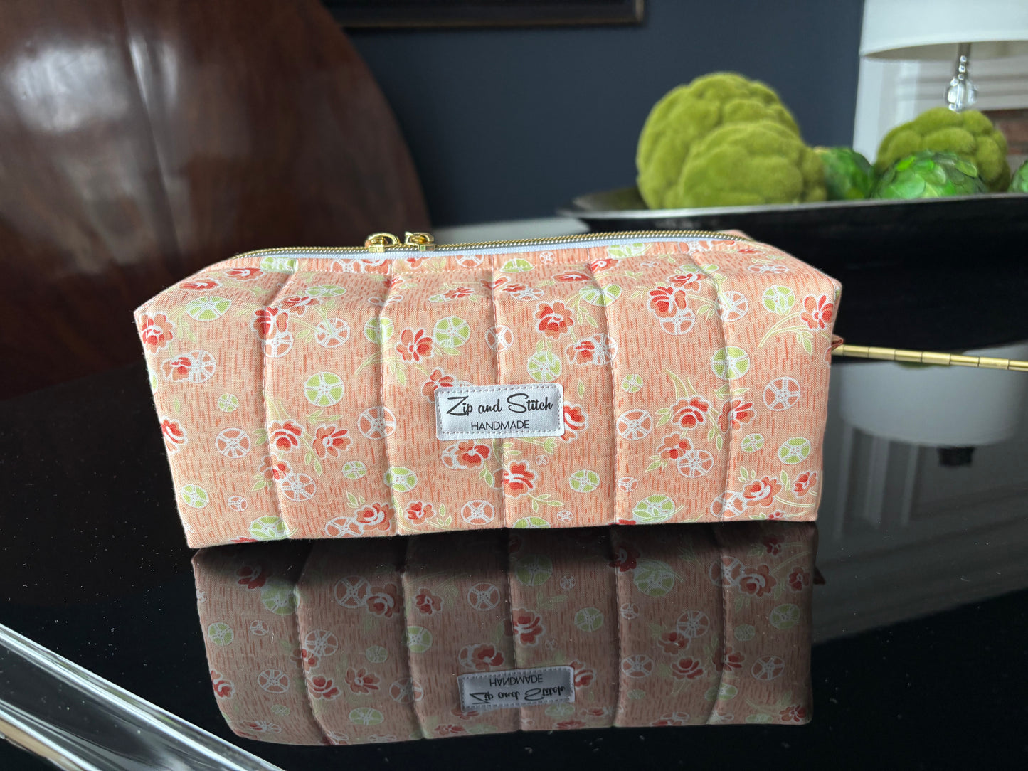 Medium boxy bags