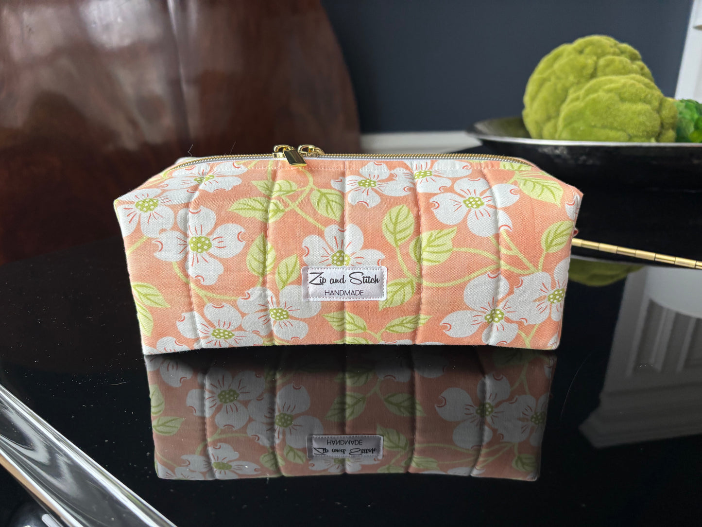 Medium boxy bags