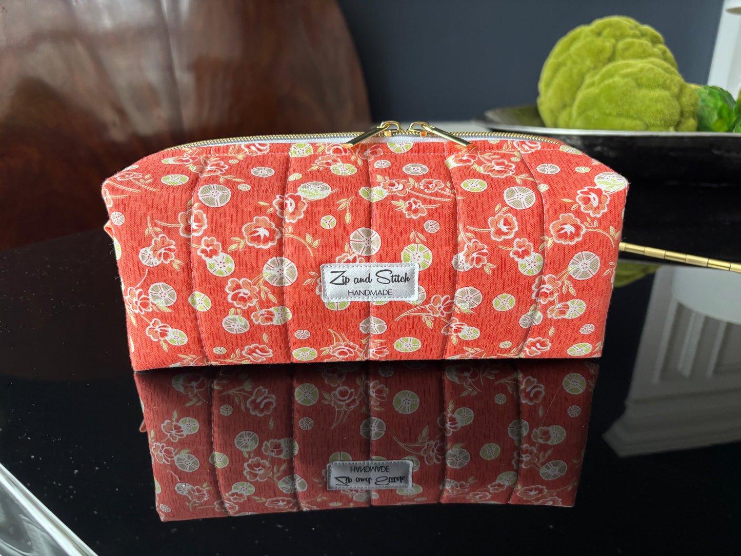 Medium boxy bags