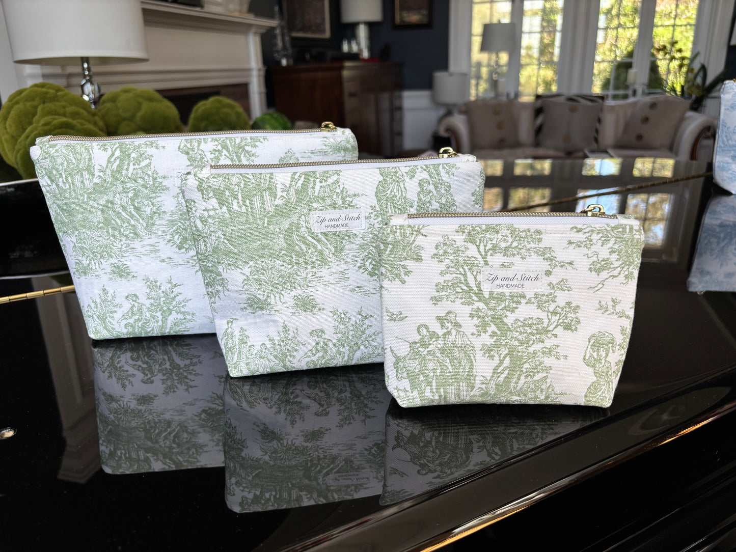 Box bottom pouches